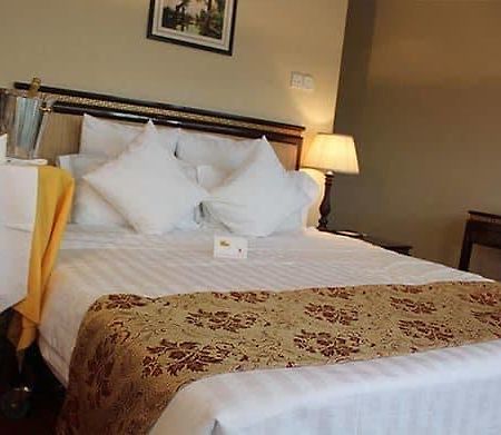 Belmont Fairmount Hotel Mwanza Buitenkant foto